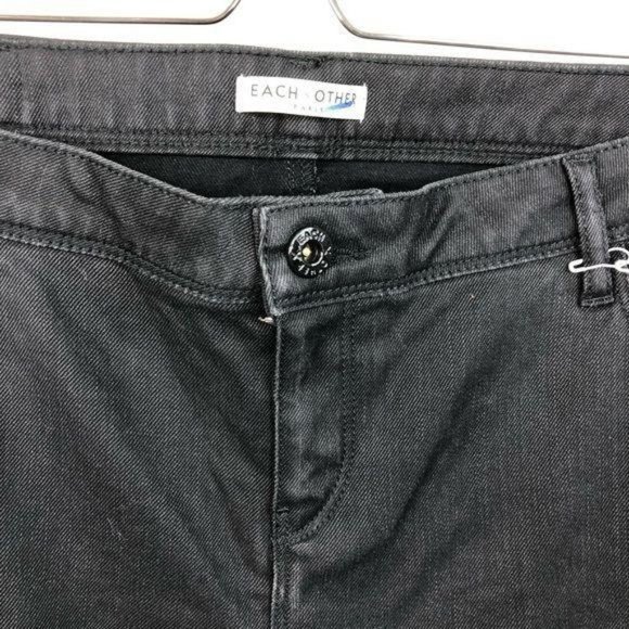 Each x Other Contrast Panel Moto Jeans Knee Slit - Picture 9 of 13